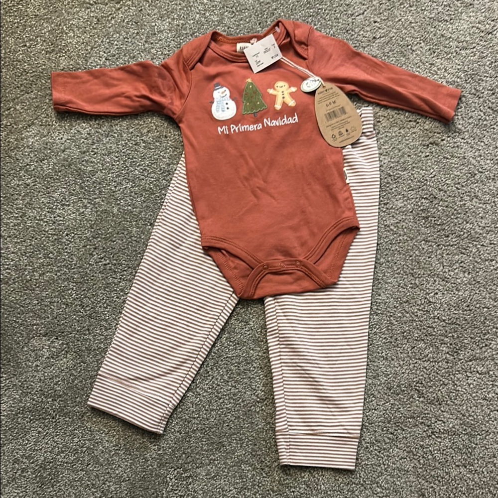 Mi Primera Navidad Baby Outfit